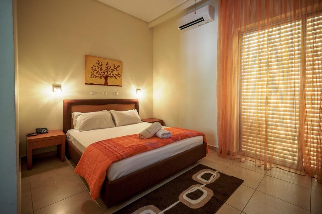 Hotel Panorama كالاماتا الغرفة الصورة